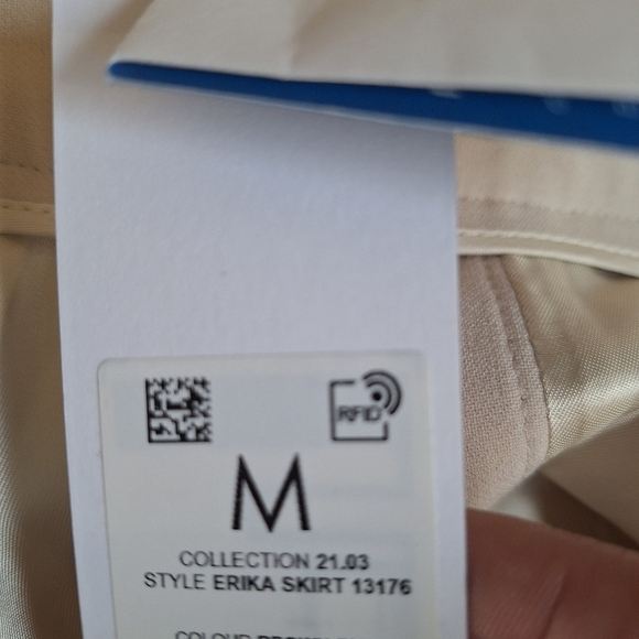 NWT Samsoe Samsoe Erika Skirt Midi Cream Button Down Closure Womens Size M - Picture 3 of 11